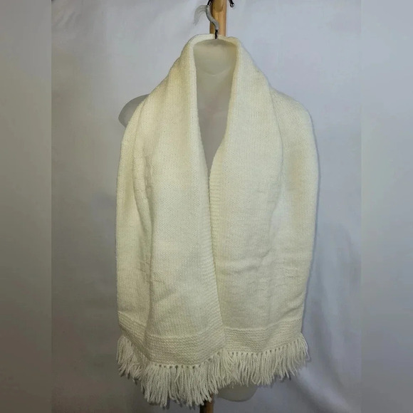 White vintage winter  scarf - Picture 1 of 6